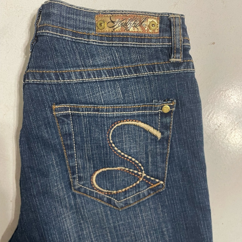 Gold tab southpoles